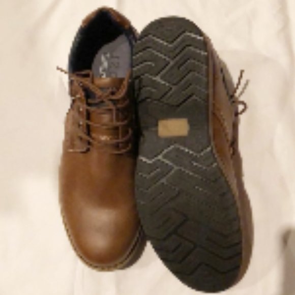 Shoes mens new sizes 11.5M Izod brown memory foam laces